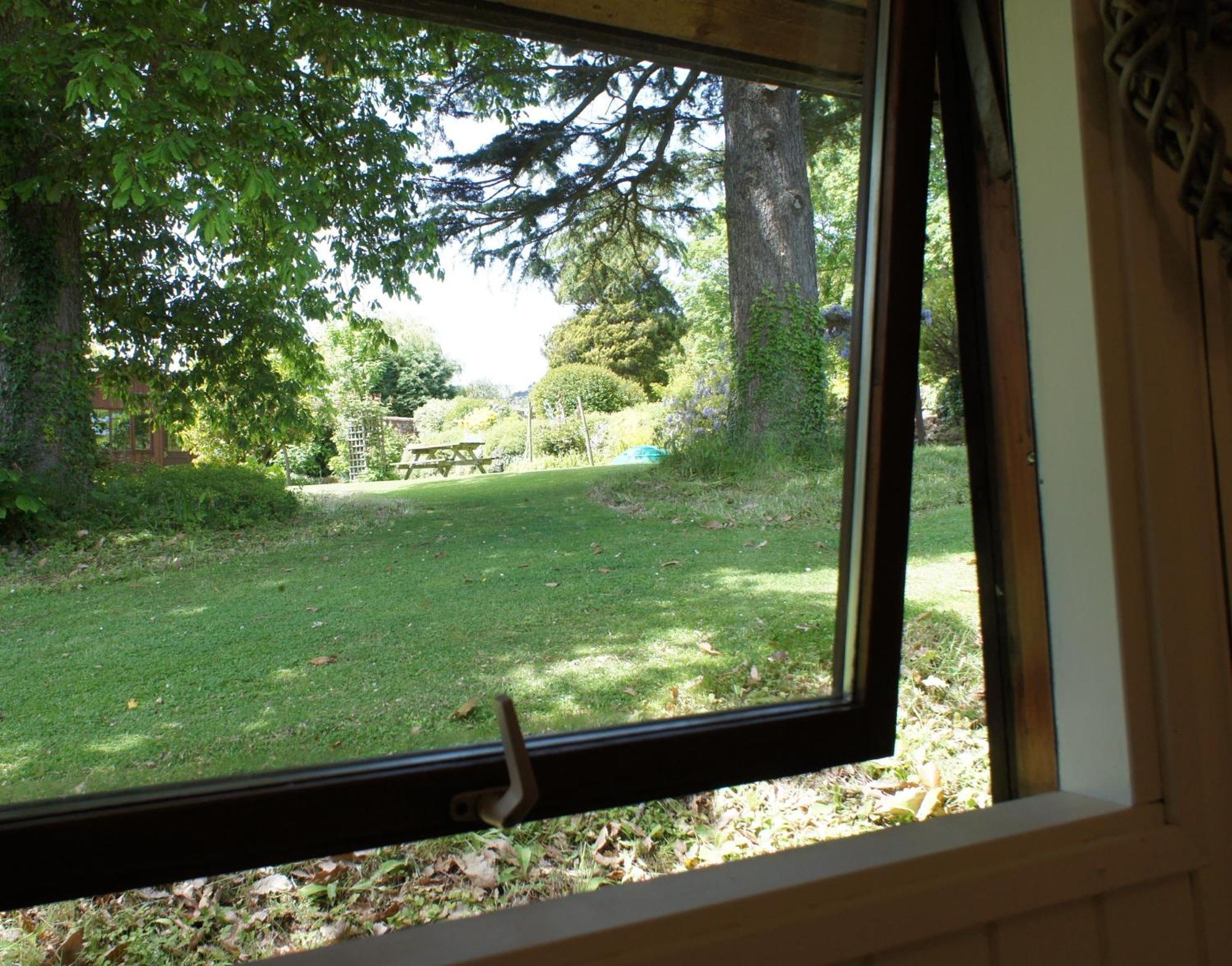 Laburnum Lodge Sleeps 6 Wheelchair Access Minehead Esterno foto