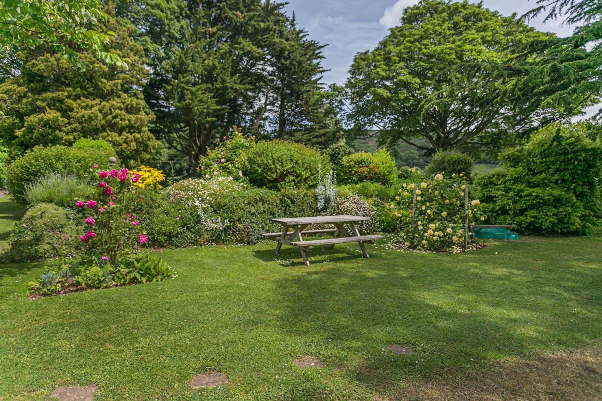 Laburnum Lodge Sleeps 6 Wheelchair Access Minehead Esterno foto